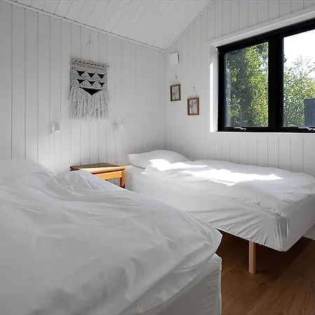 13397-vig-lyngkrogen-21 בית נופש Vig